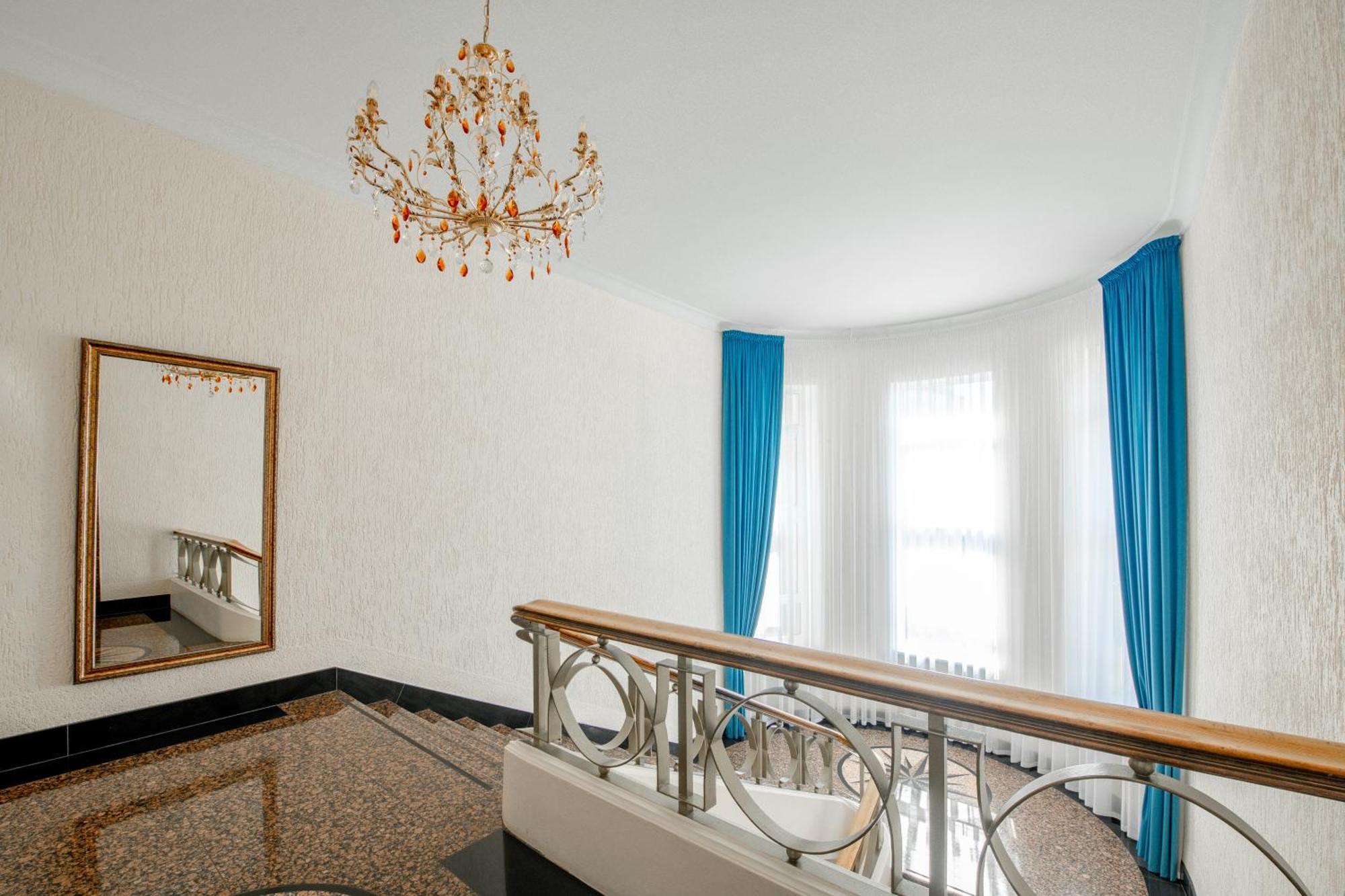 Hotel Jelgava Luaran gambar