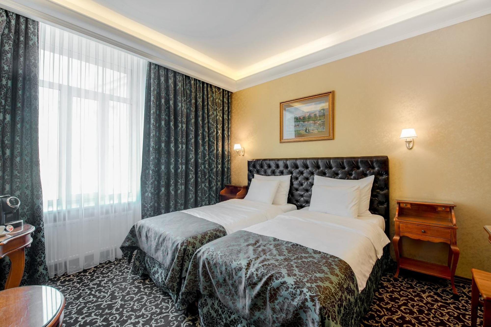 Hotel Jelgava Luaran gambar