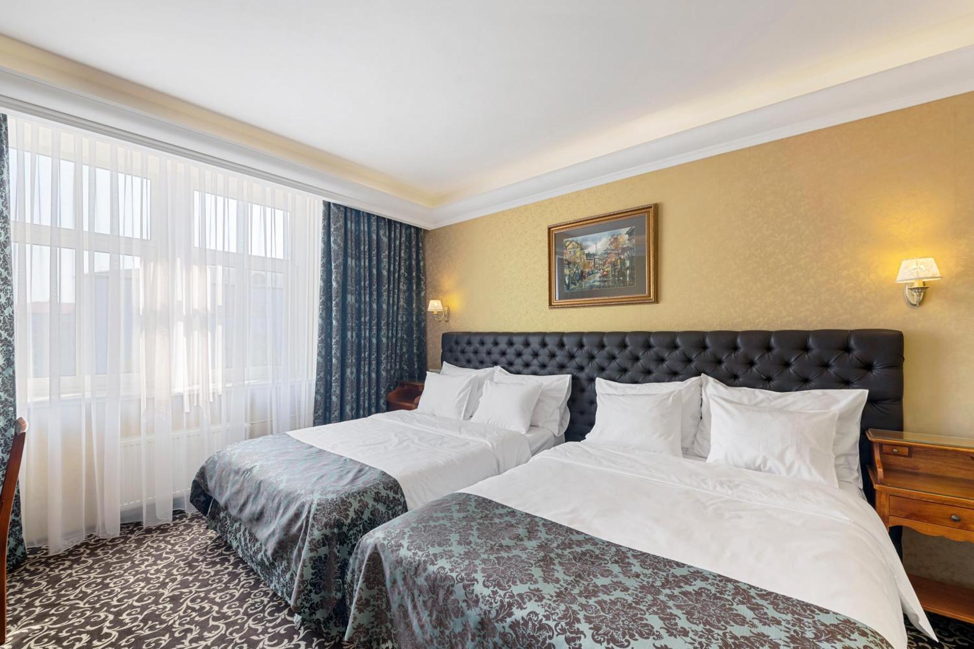 Hotel Jelgava Luaran gambar