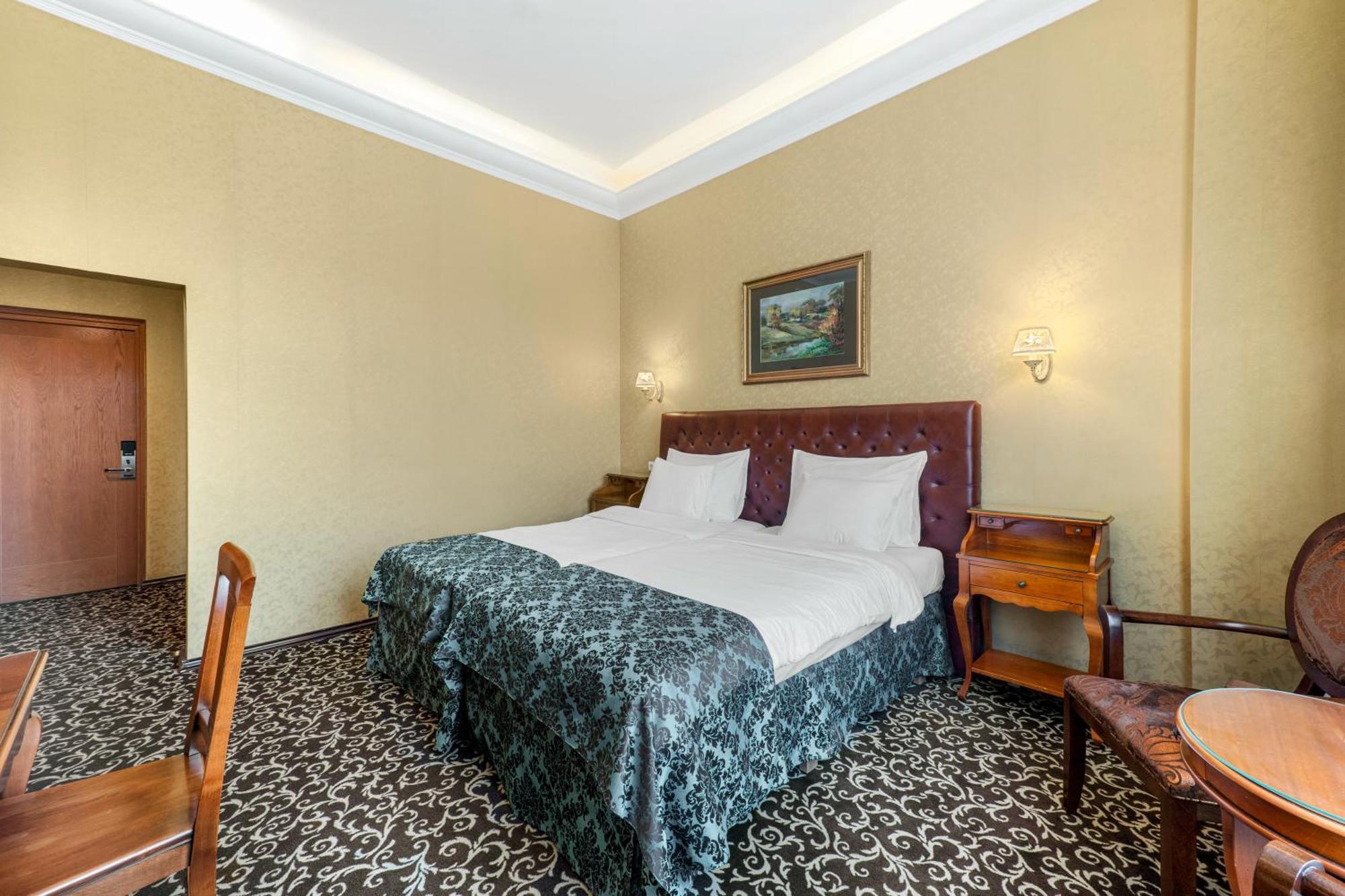 Hotel Jelgava Luaran gambar